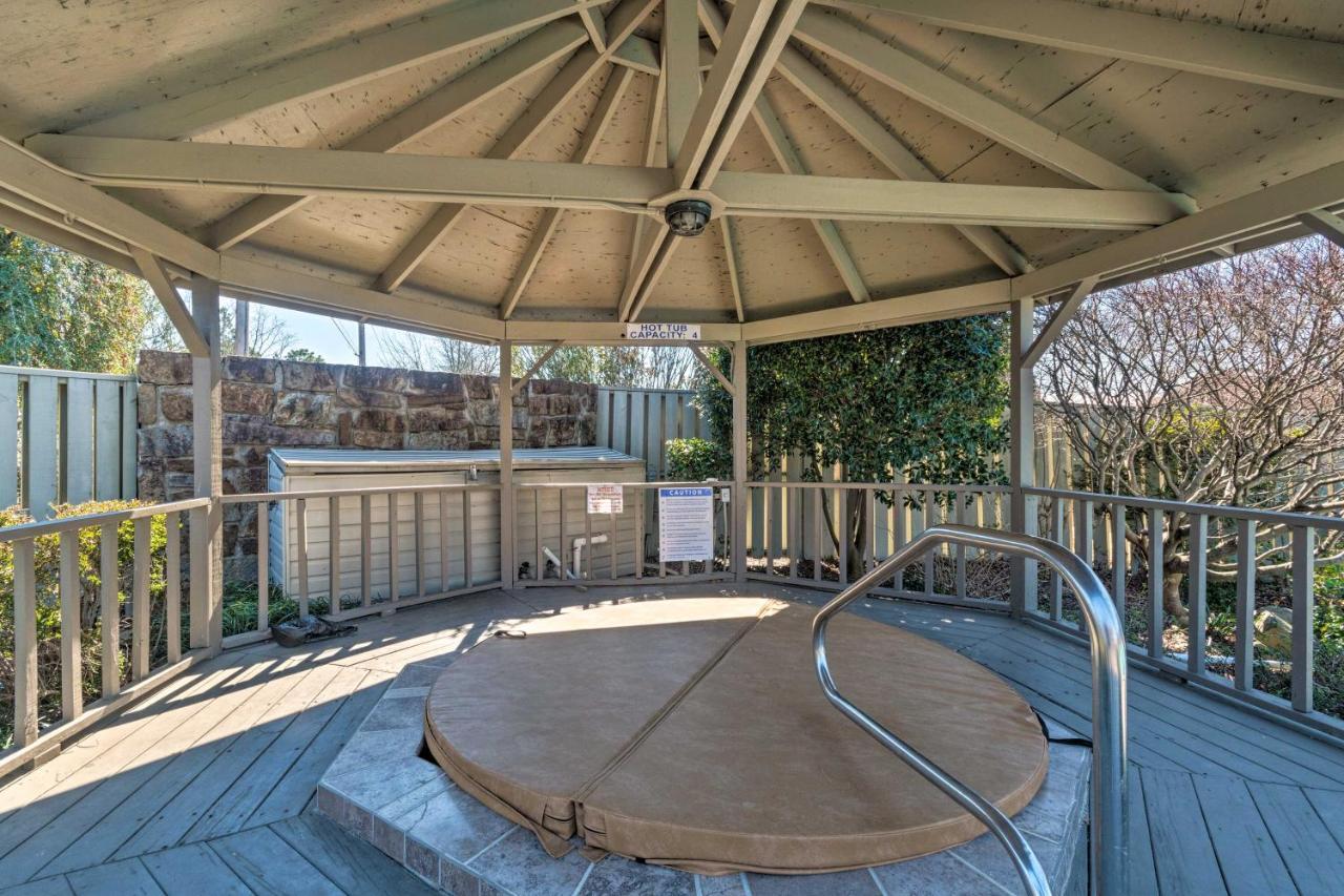 Cozy Arkansas Escape With Balcony, Pool And Hot Tub! Lake Hamilton Bagian luar foto